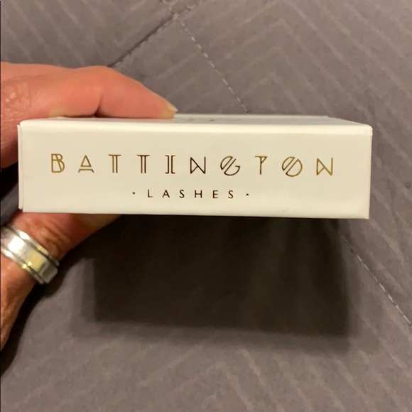 Battington Makeup Nib Battington Monroe 3d Silk Lashes Poshmark